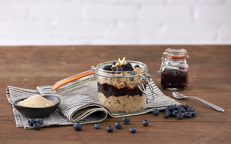 Mason Jar Overnight Oats Breakfast